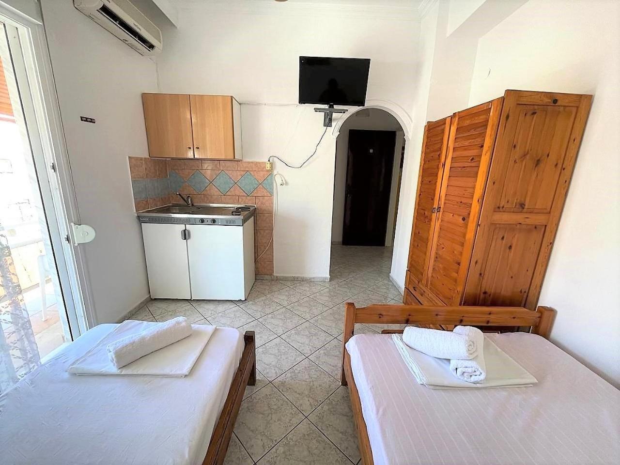 Seagarden 2 Hotel Potos Bagian luar foto
