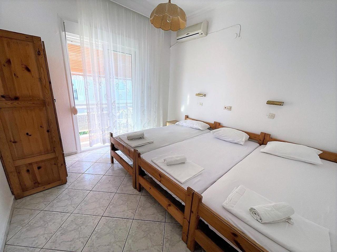 Seagarden 2 Hotel Potos Bagian luar foto